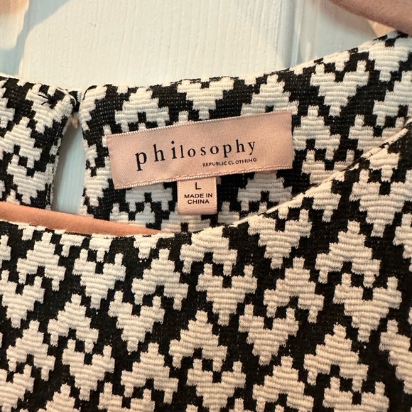 Black and white short sleeve Philosophy top - Picture 2 of 3